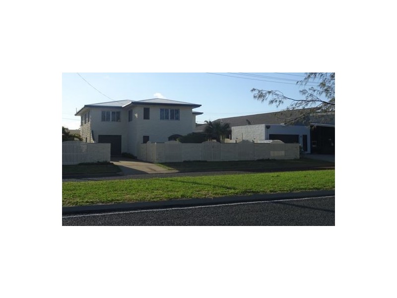 28 Pacific Esplanade, Slade Point QLD 4740