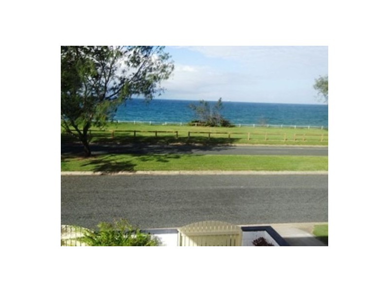 28 Pacific Esplanade, Slade Point QLD 4740
