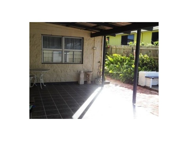 28 Pacific Esplanade, Slade Point QLD 4740