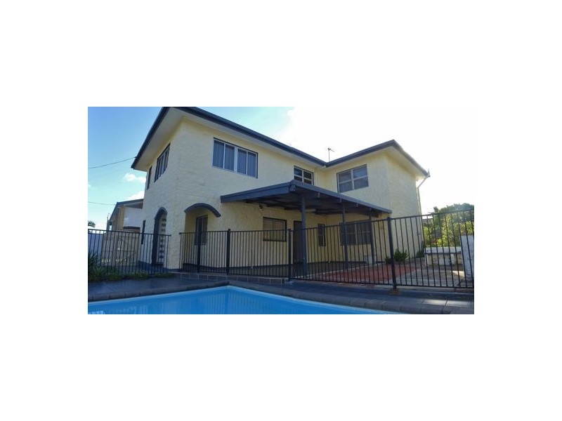 28 Pacific Esplanade, Slade Point QLD 4740