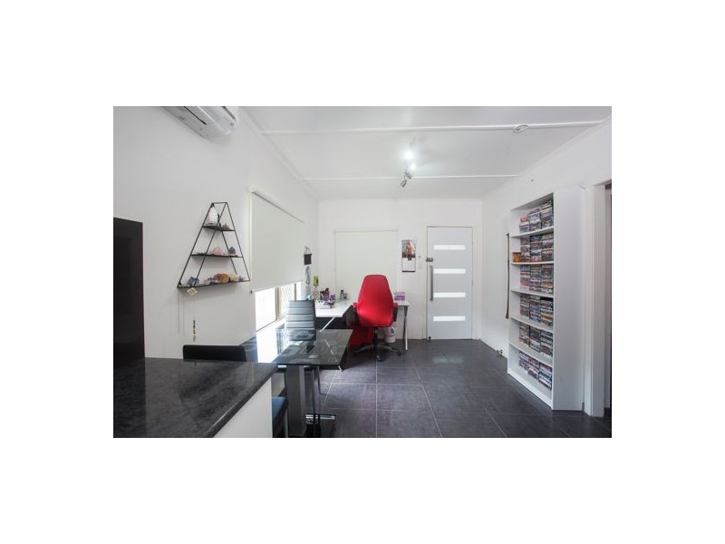 60 Edward Street, South Mackay QLD 4740