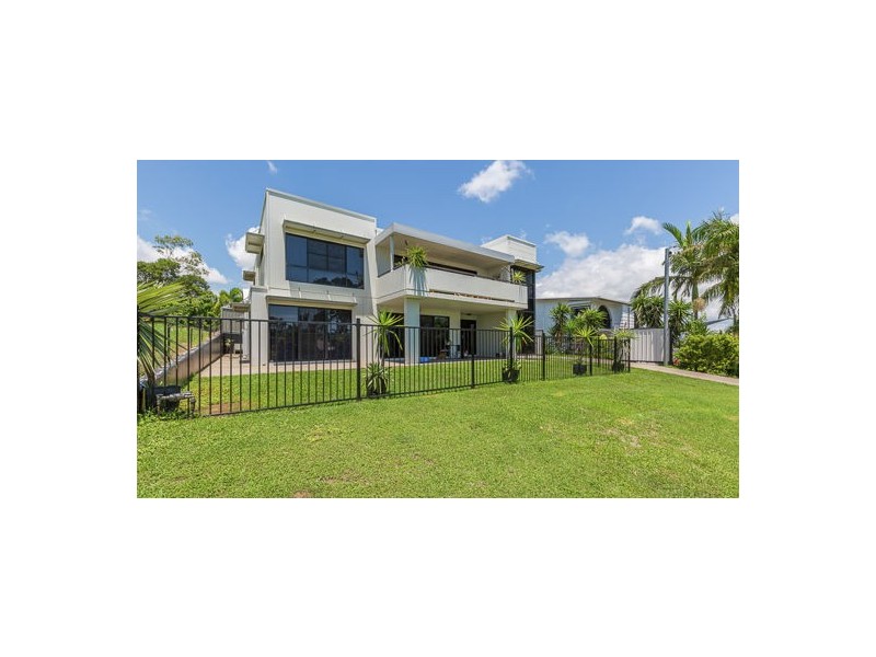 5 Mackenzie Street, Eimeo QLD 4740