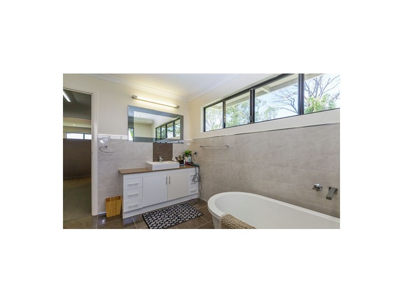 5 Mackenzie Street, Eimeo QLD 4740