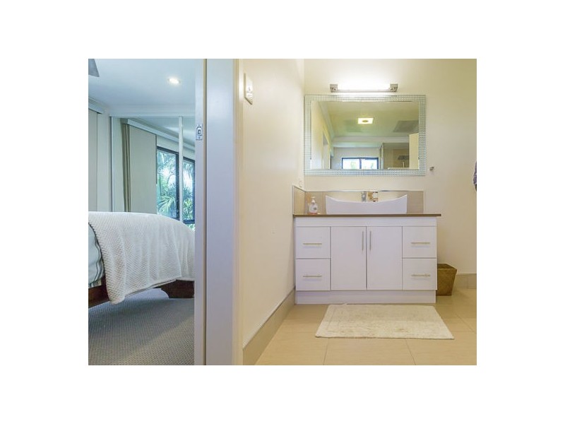 5 Mackenzie Street, Eimeo QLD 4740