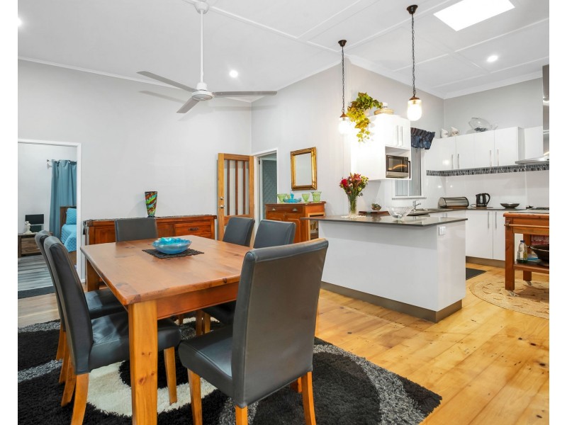 416 Bridge Road, West Mackay QLD 4740