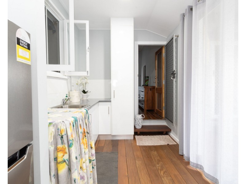 416 Bridge Road, West Mackay QLD 4740