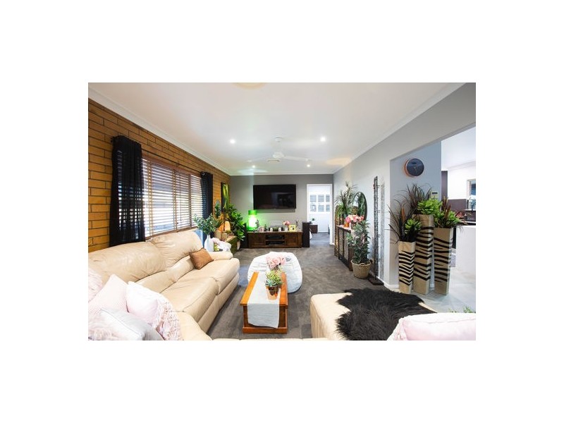 22 Palm Ridge Drive, Richmond QLD 4740