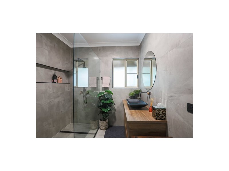 22 Palm Ridge Drive, Richmond QLD 4740
