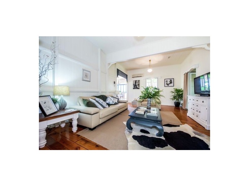 16 Beaton Street, West Mackay QLD 4740