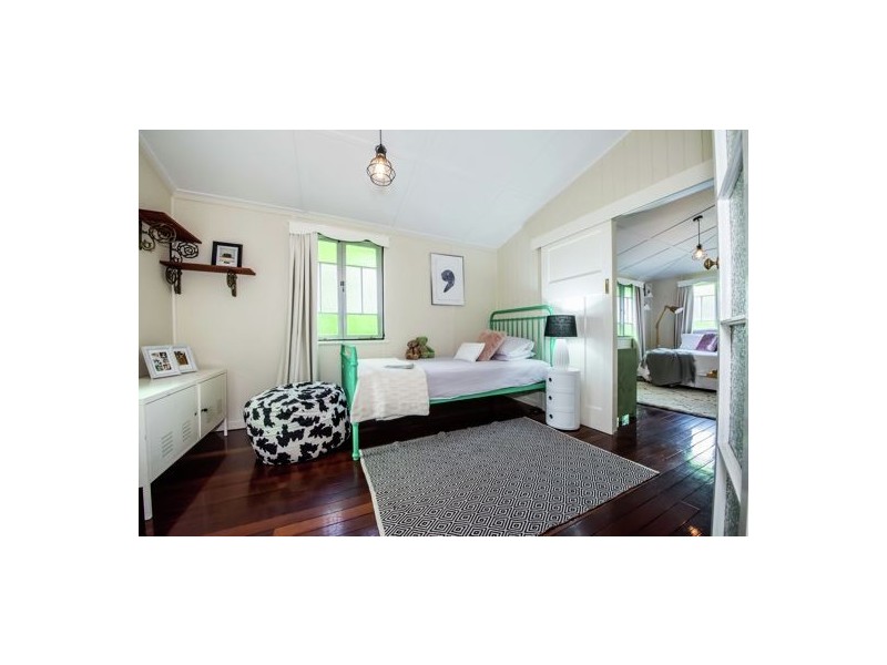 16 Beaton Street, West Mackay QLD 4740