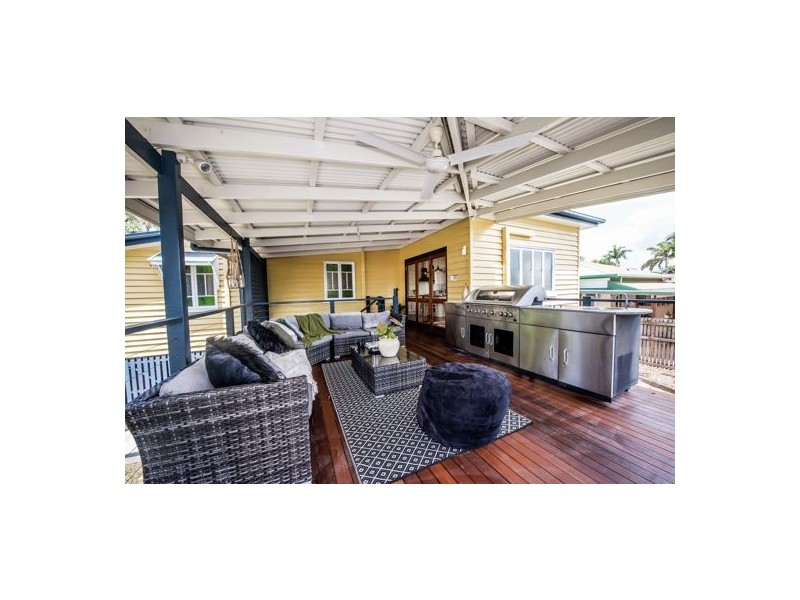 16 Beaton Street, West Mackay QLD 4740