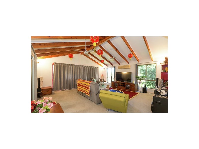25 Danastas Avenue, Eimeo QLD 4740