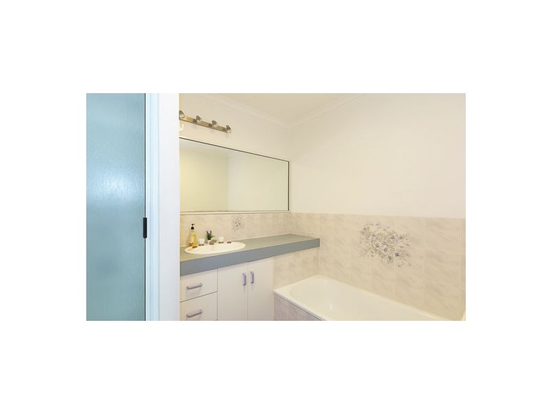 25 Danastas Avenue, Eimeo QLD 4740