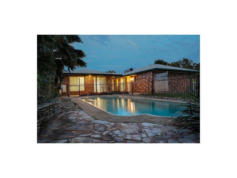 12 Alison Street, Slade Point QLD 4740