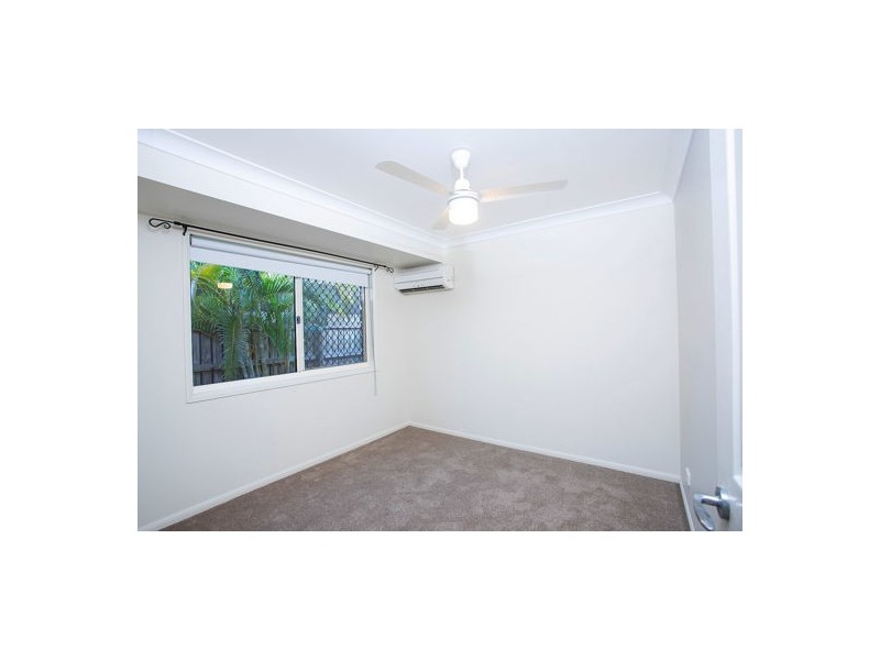 12 Alison Street, Slade Point QLD 4740