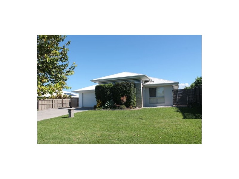 4 Macartney Drive, Marian QLD 4753