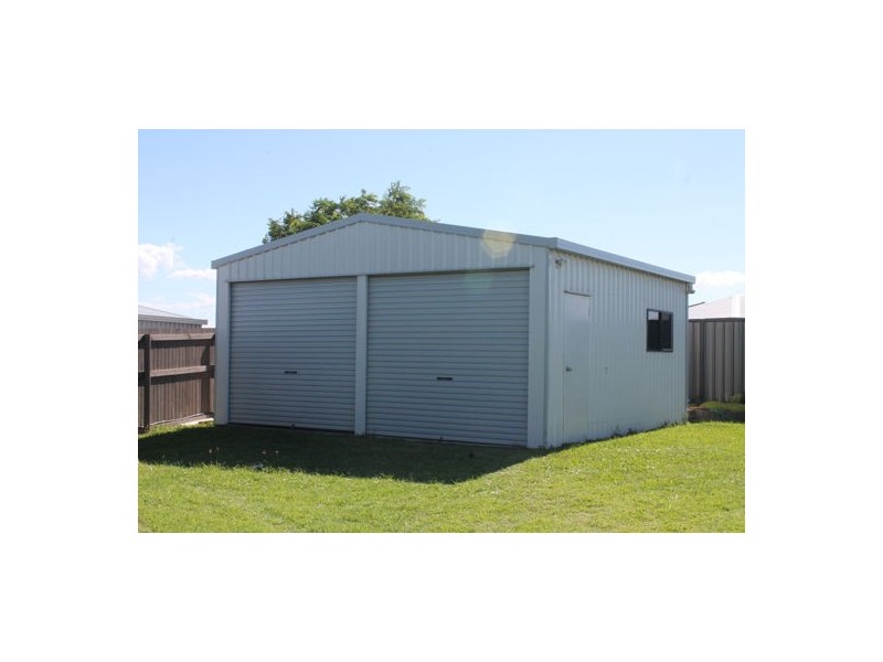 4 Macartney Drive, Marian QLD 4753