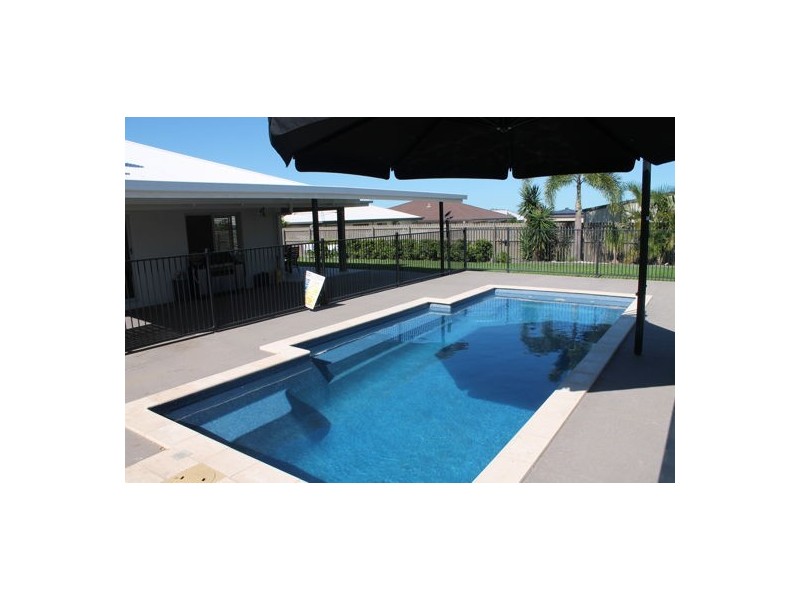 4 Macartney Drive, Marian QLD 4753