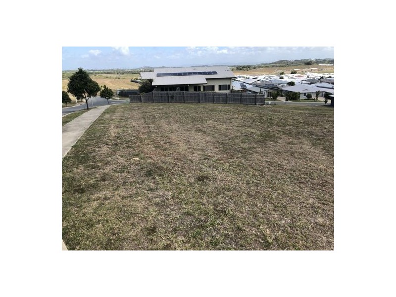 22 Azure Drive, Rural View QLD 4740