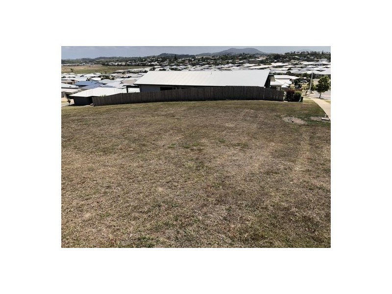 22 Azure Drive, Rural View QLD 4740