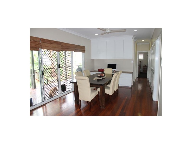 15 Woodlands Drive, Eimeo QLD 4740