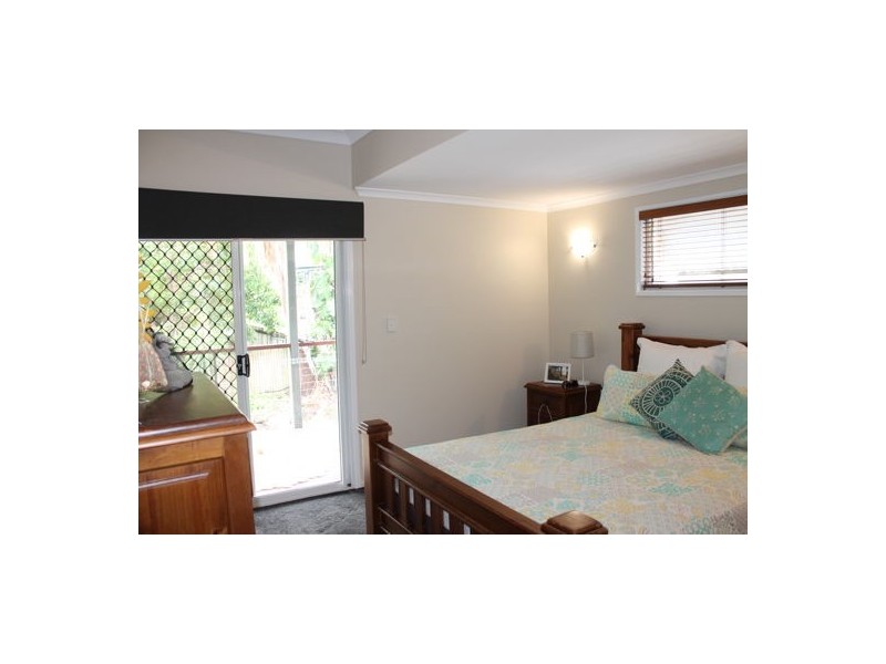 15 Woodlands Drive, Eimeo QLD 4740
