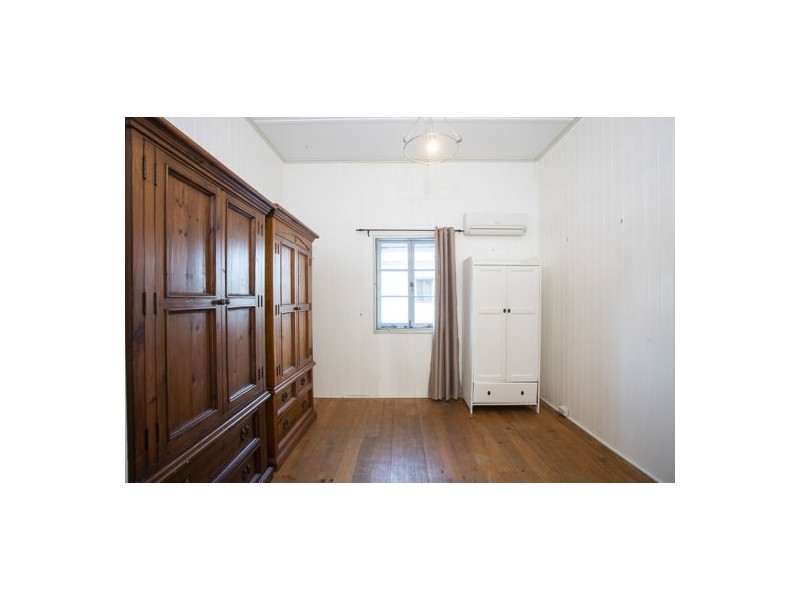 31 Wardrop Street, West Mackay QLD 4740