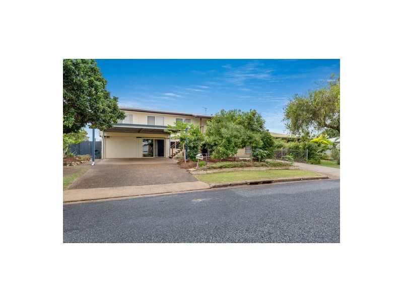 27 Downing Street, Ooralea QLD 4740