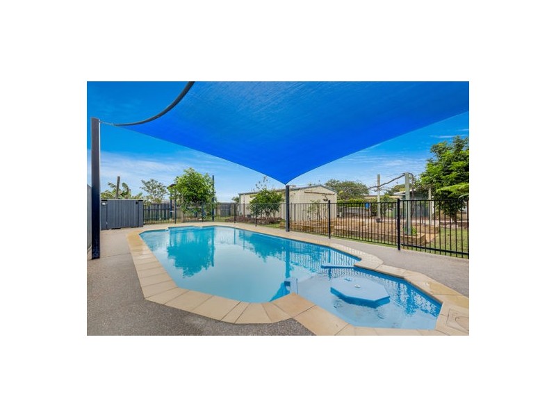 27 Downing Street, Ooralea QLD 4740