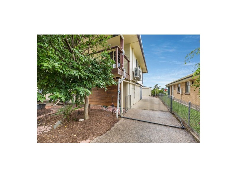 27 Downing Street, Ooralea QLD 4740