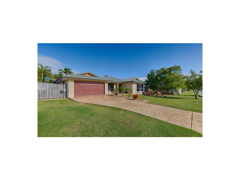 8 Starboard Circuit, Shoal Point QLD 4750