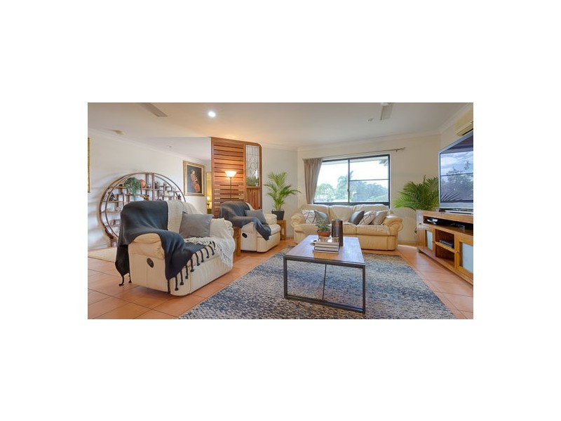 8 Starboard Circuit, Shoal Point QLD 4750