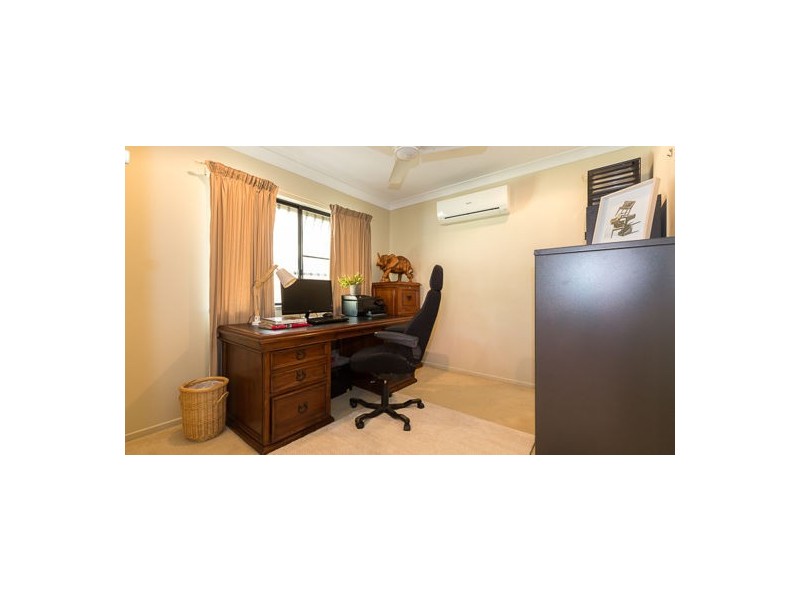 8 Starboard Circuit, Shoal Point QLD 4750
