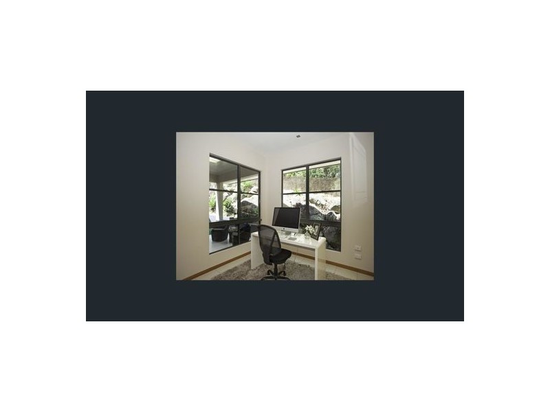 10 Clearvista Crescent, Mount Pleasant QLD 4740