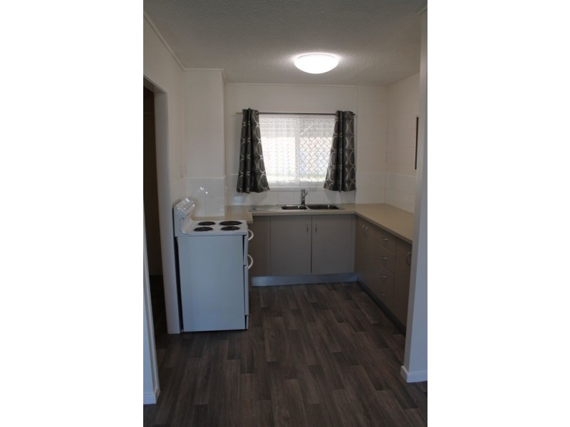 2/1A Canberra Street, North Mackay QLD 4740