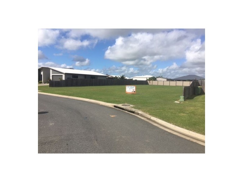 37 Bachelor Court, Marian QLD 4753
