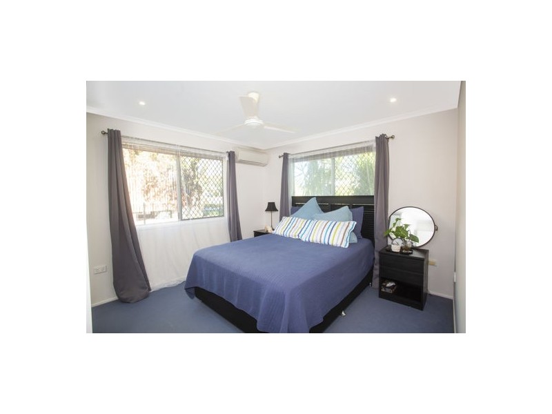 16 Holmes Drive, Beaconsfield QLD 4740