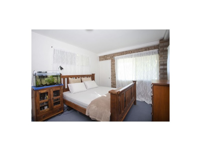 16 Holmes Drive, Beaconsfield QLD 4740