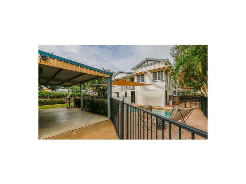 10 Lloyd Street, West Mackay QLD 4740