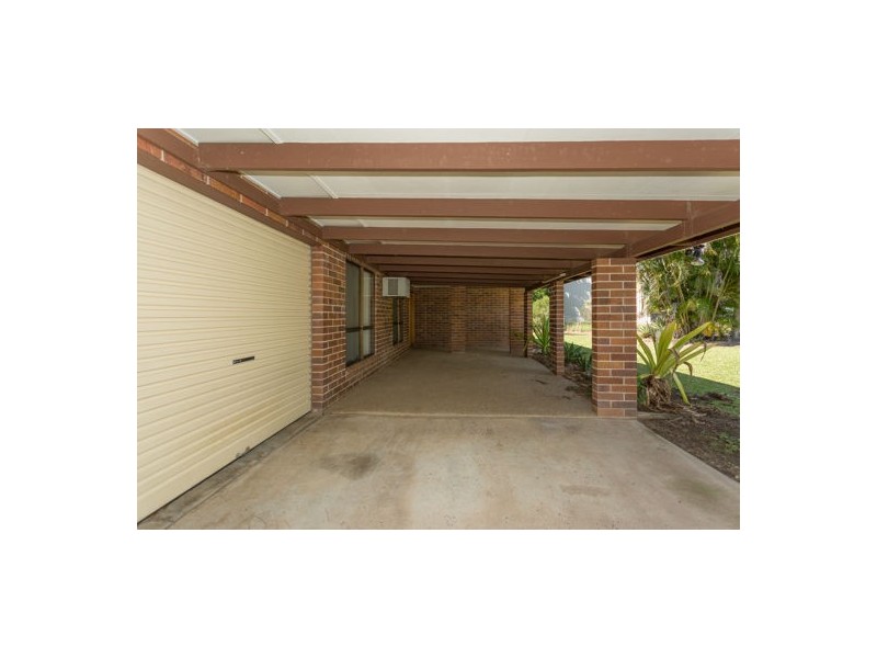 8 Pine Court, Hay Point QLD 4740