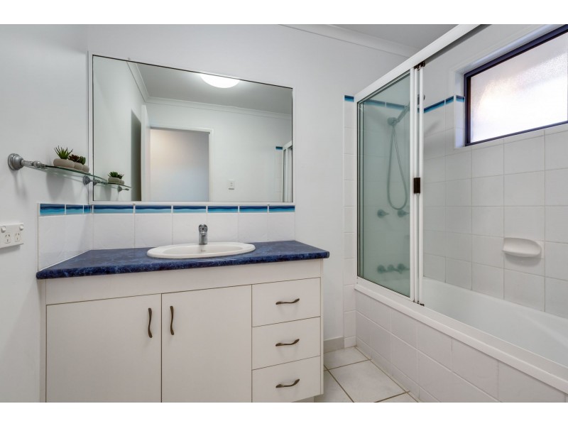 76 Royal Sands Boulevard, Bucasia QLD 4750