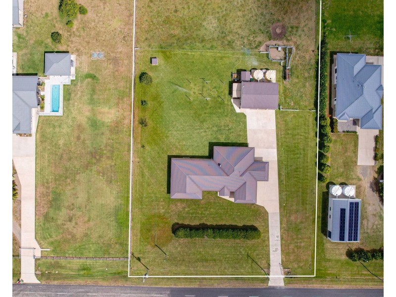 14 Mdina Drive, Habana QLD 4740