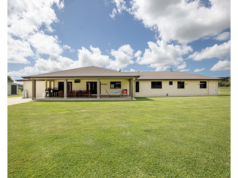 14 Mdina Drive, Habana QLD 4740