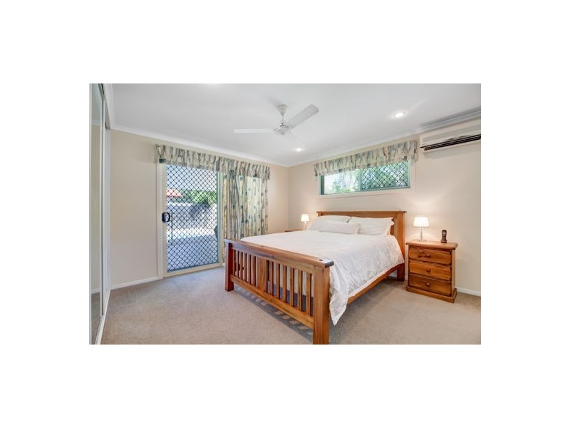 17 Michelle Crescent, Bucasia QLD 4750