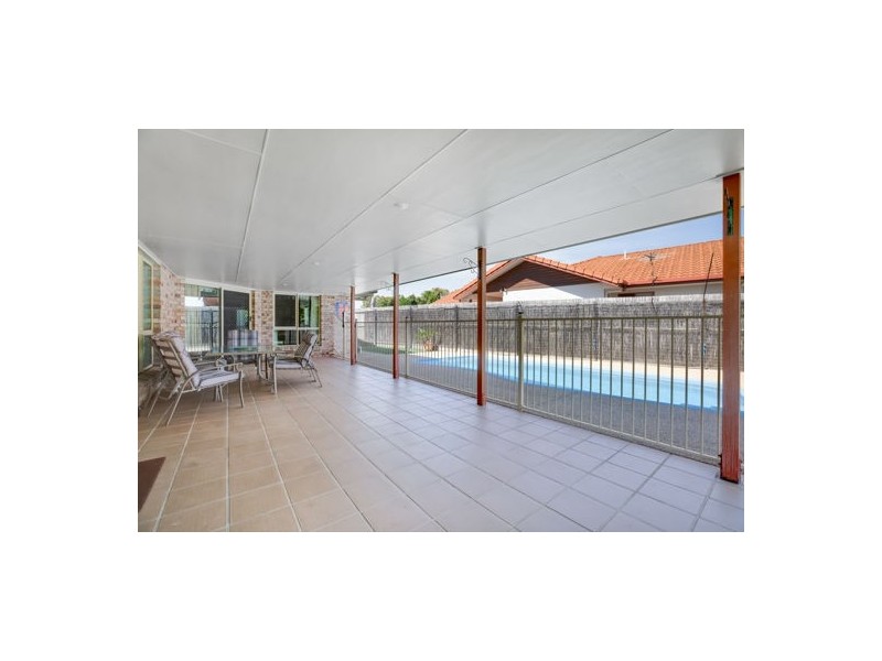 17 Michelle Crescent, Bucasia QLD 4750