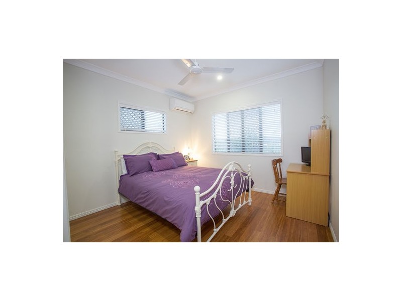 8 Kiber Place, Ooralea QLD 4740