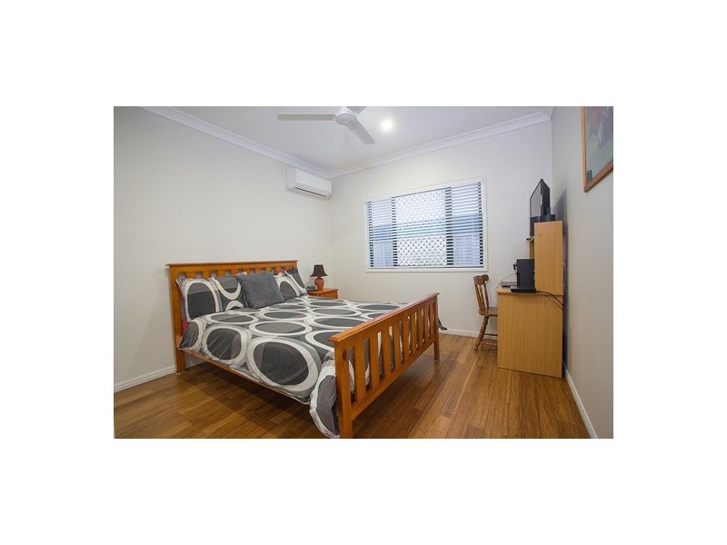 8 Kiber Place, Ooralea QLD 4740