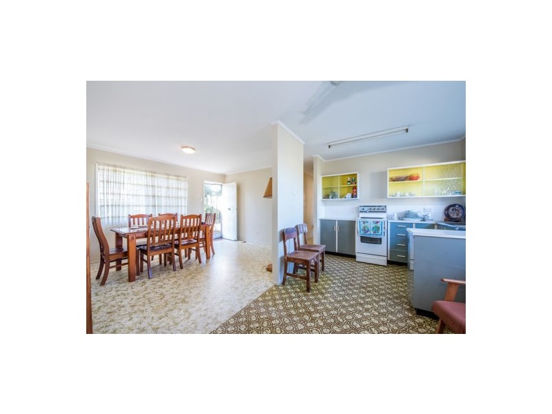25 Tulloch Street, Ooralea QLD 4740