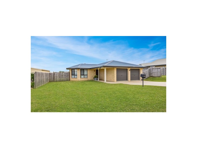 8 Rafter Court, Rural View QLD 4740