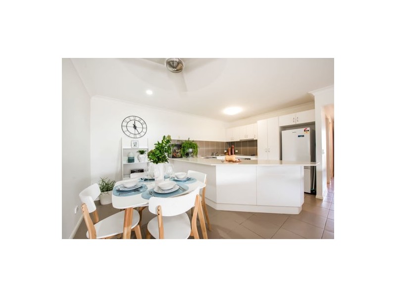 1/1 Hyams Way, Blacks Beach QLD 4740